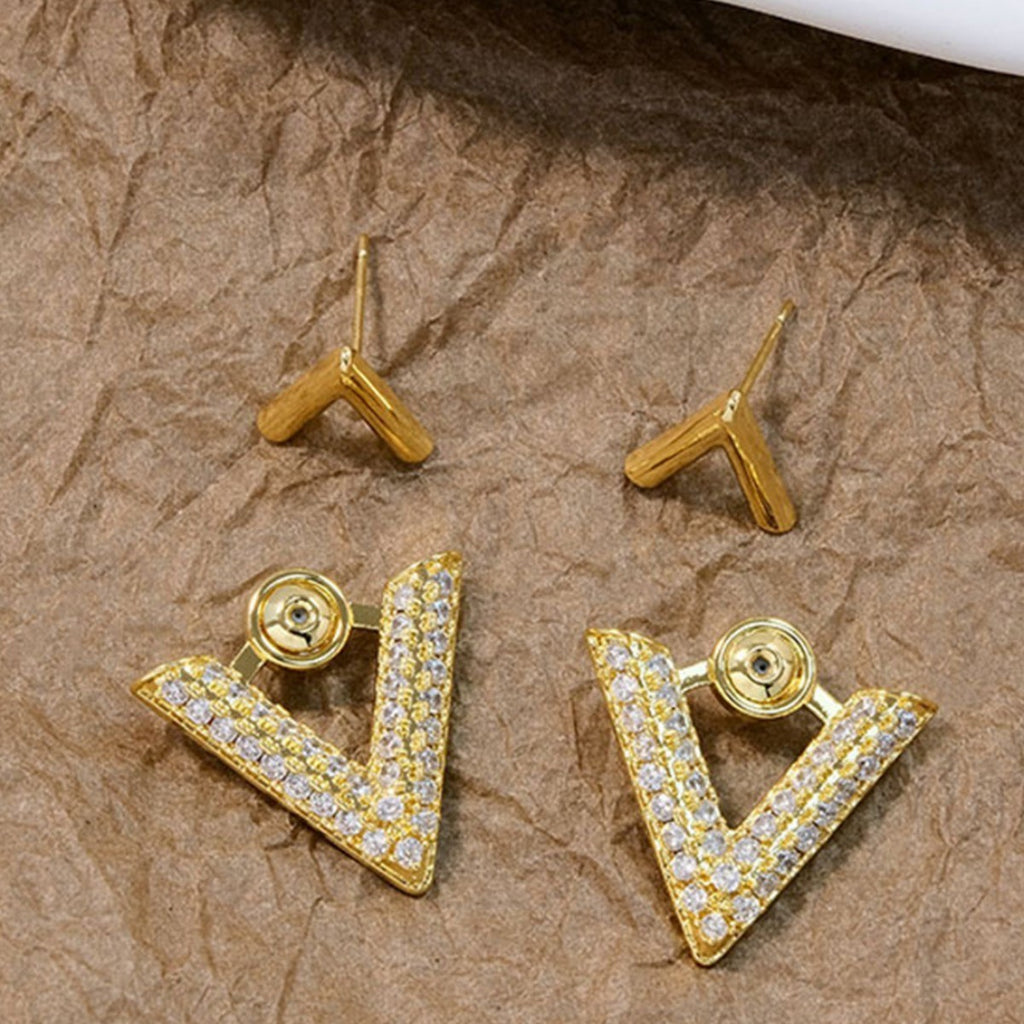 Cercei placați cu Aur 18K, cu Pietre de Zirconiu, Luxe V-Shape