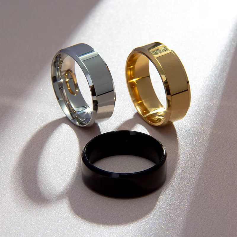 Inel argintiu lucios din oțel