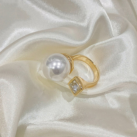 Inel Reglabil placat cu Aur 18K, cu Perlă Albă și Piatră de Zirconiu, Luxe Duet