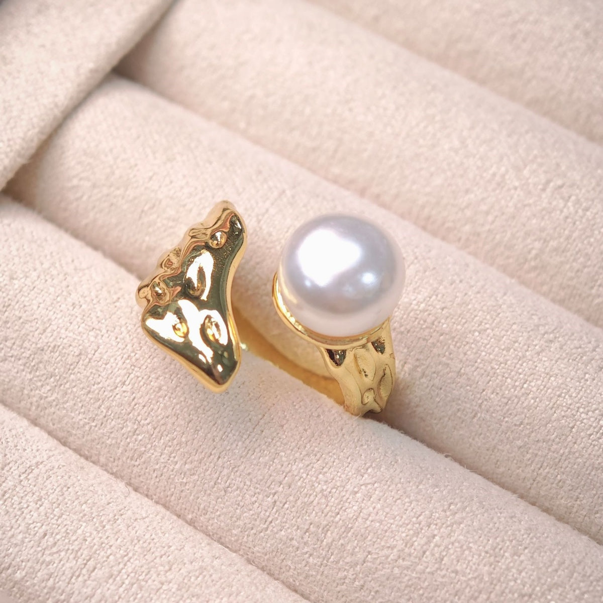 Inel Reglabil placat cu Aur 18K, cu Perlă Albă, Luxe Pearl